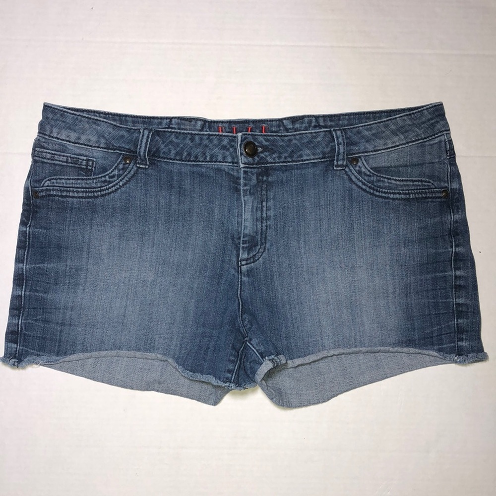 ELLE Women’s Denim Raw Hem Shorts 16